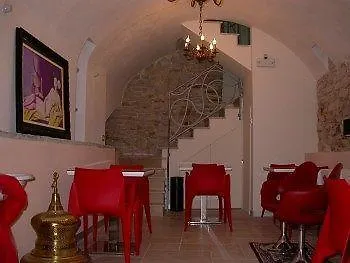 Palazzo Ducale Oda ve Kahvaltı Andria